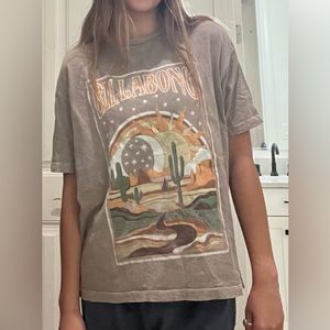 tilly’s oversized tee